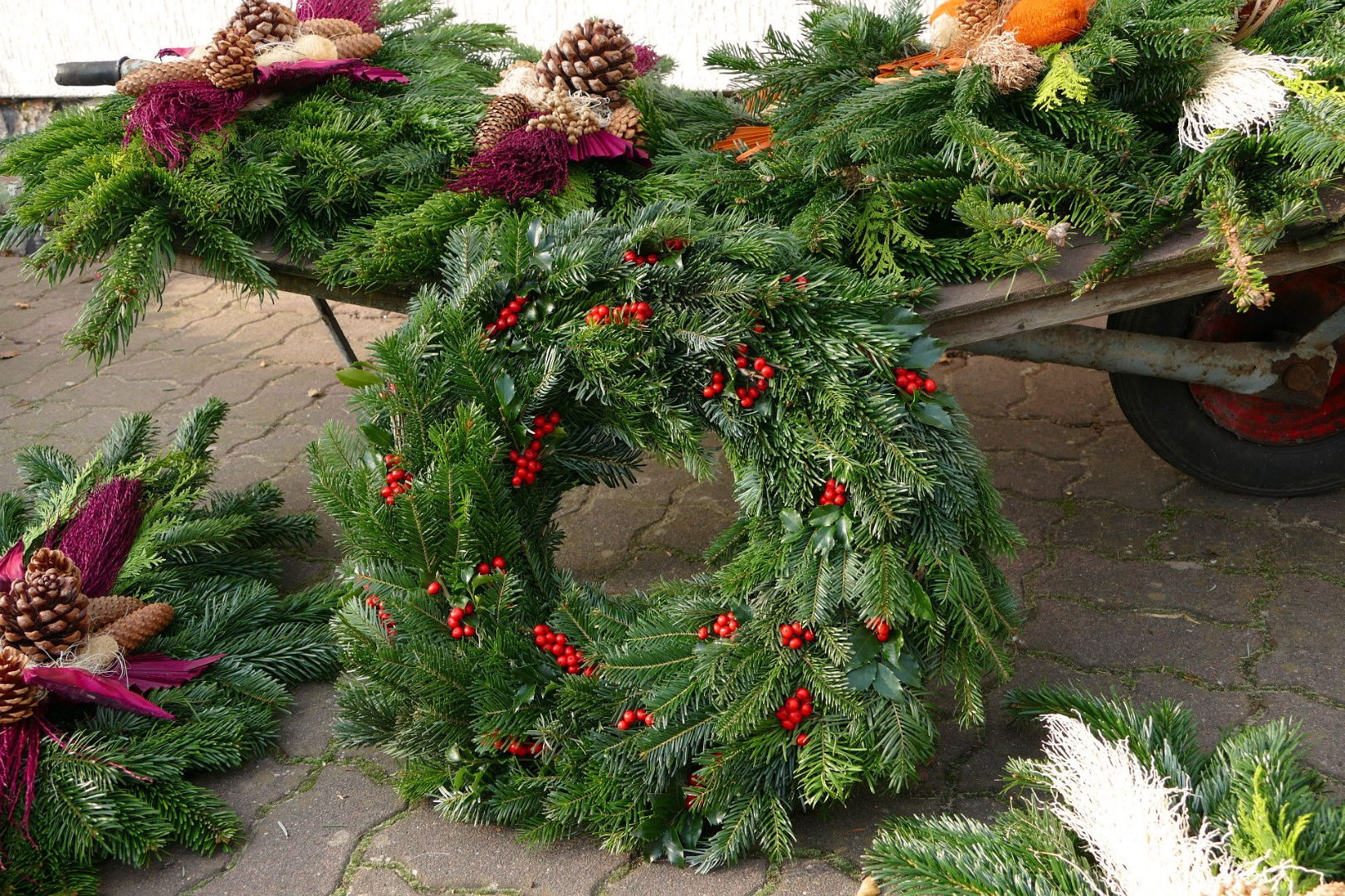 Blumen-Rose | Adventskranz - in klassischer Farbkombination